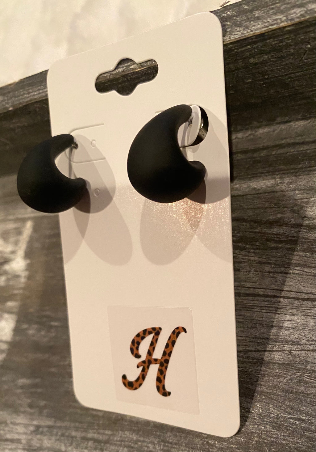 Teardrop Earrings in Matte Black