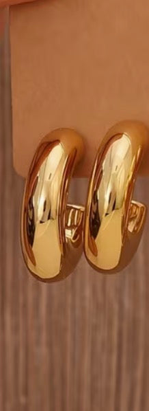 Lightweight Mini Gold Hoop Earrings