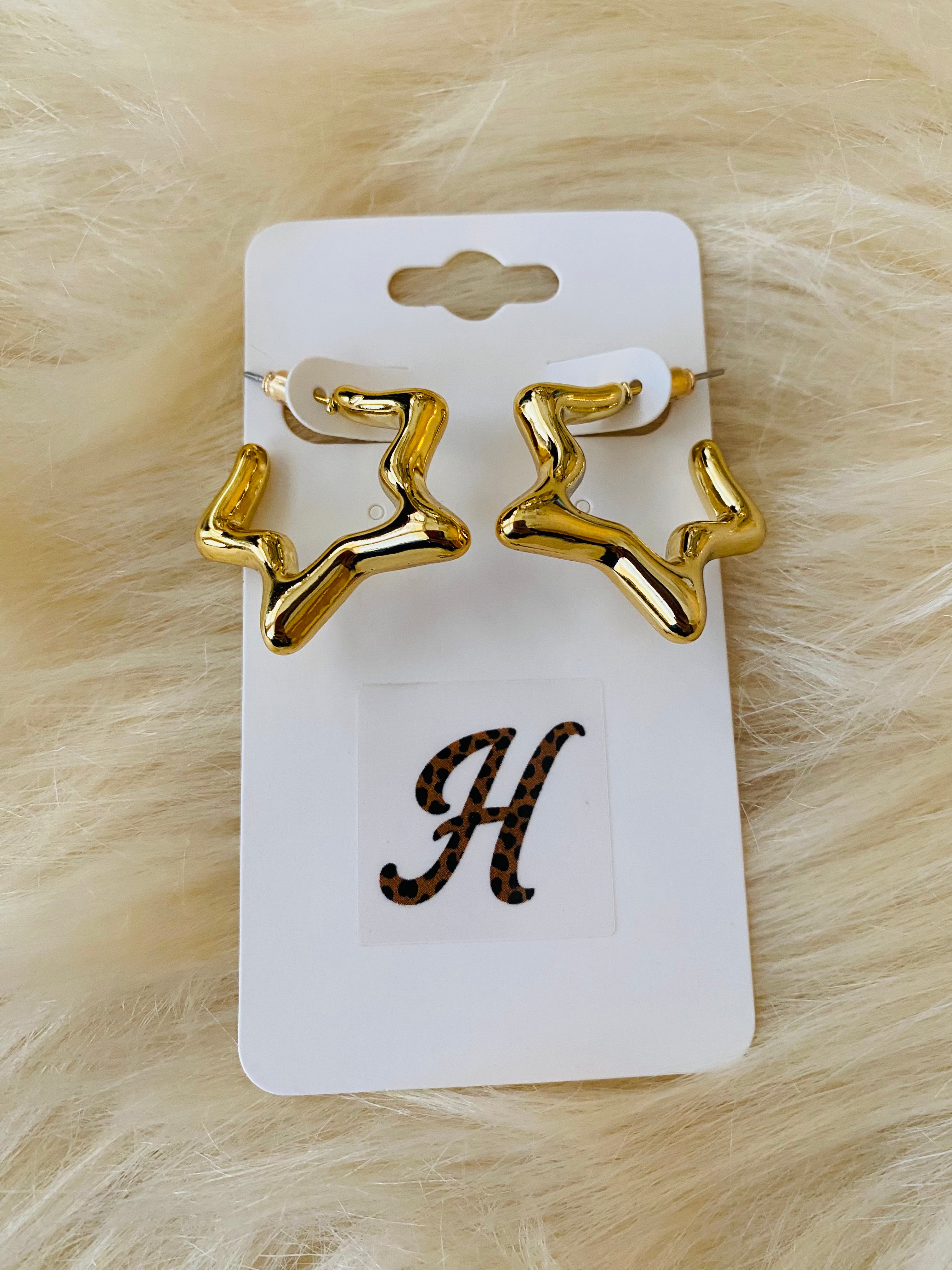 Lightweight Gold Star Earrings