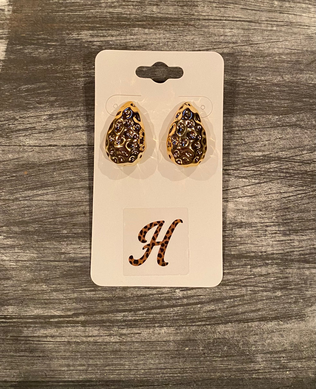 Teardrop Earrings in Gold