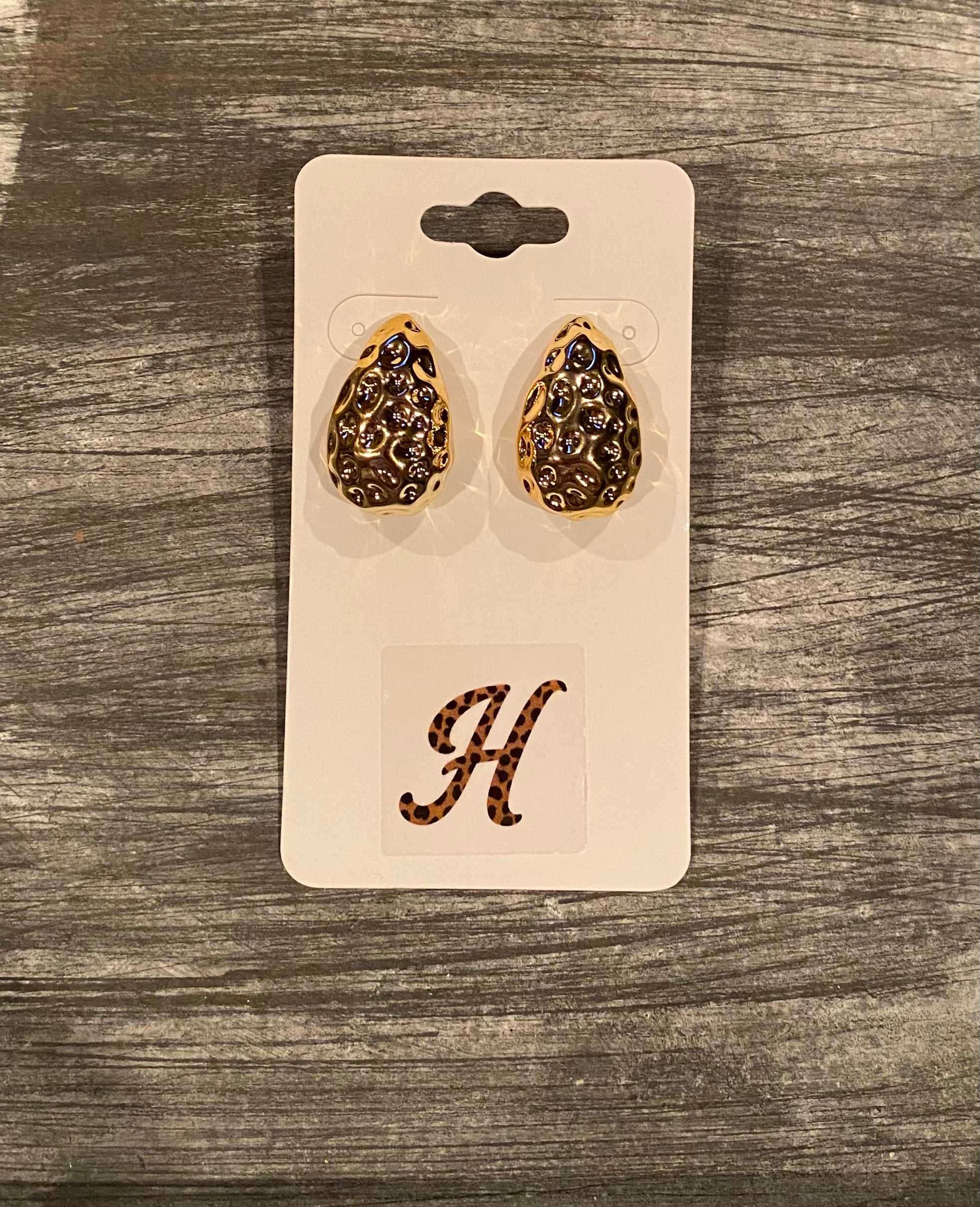 Teardrop Earrings in Gold