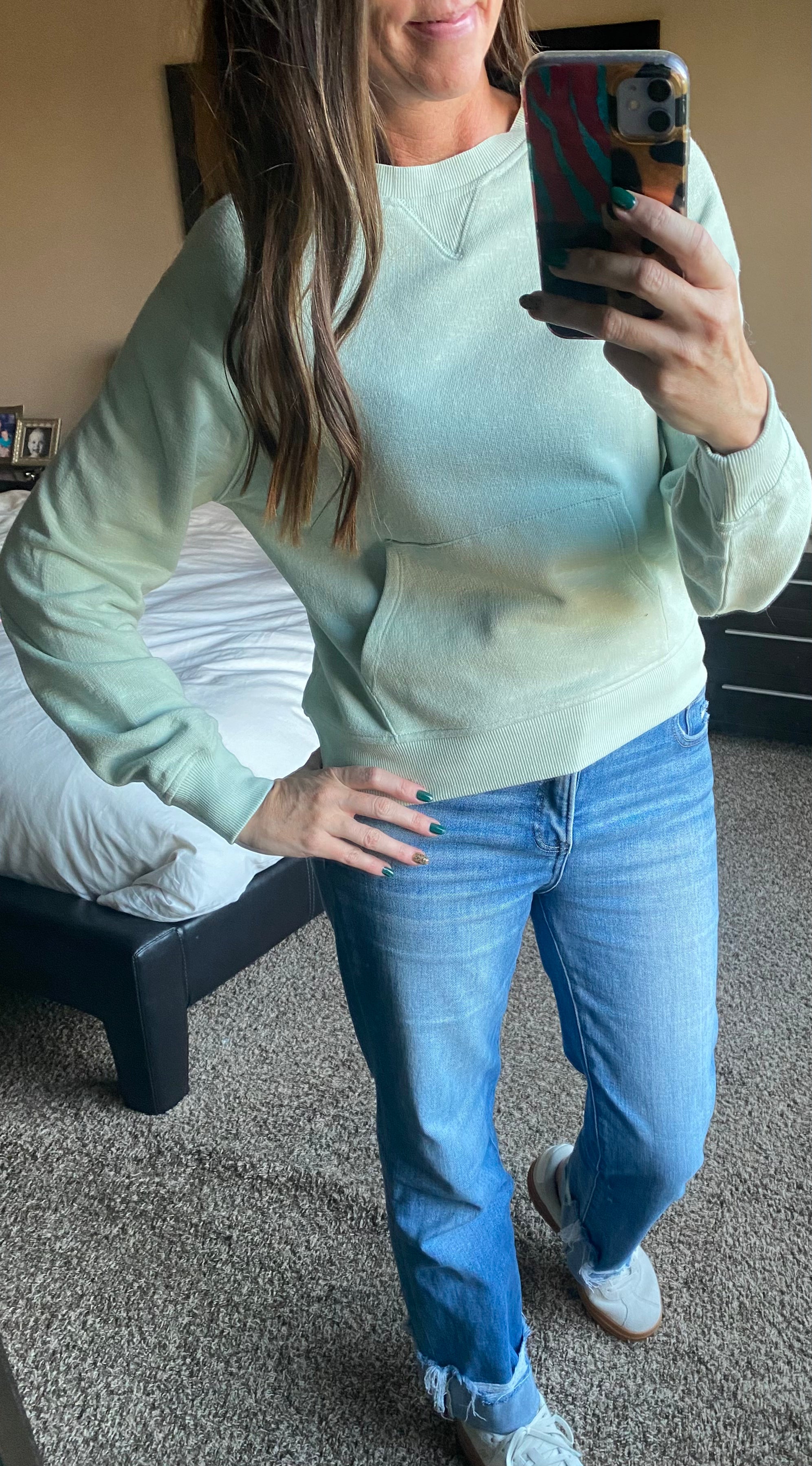 Raglan Sleeve Pocket Sweatshirt