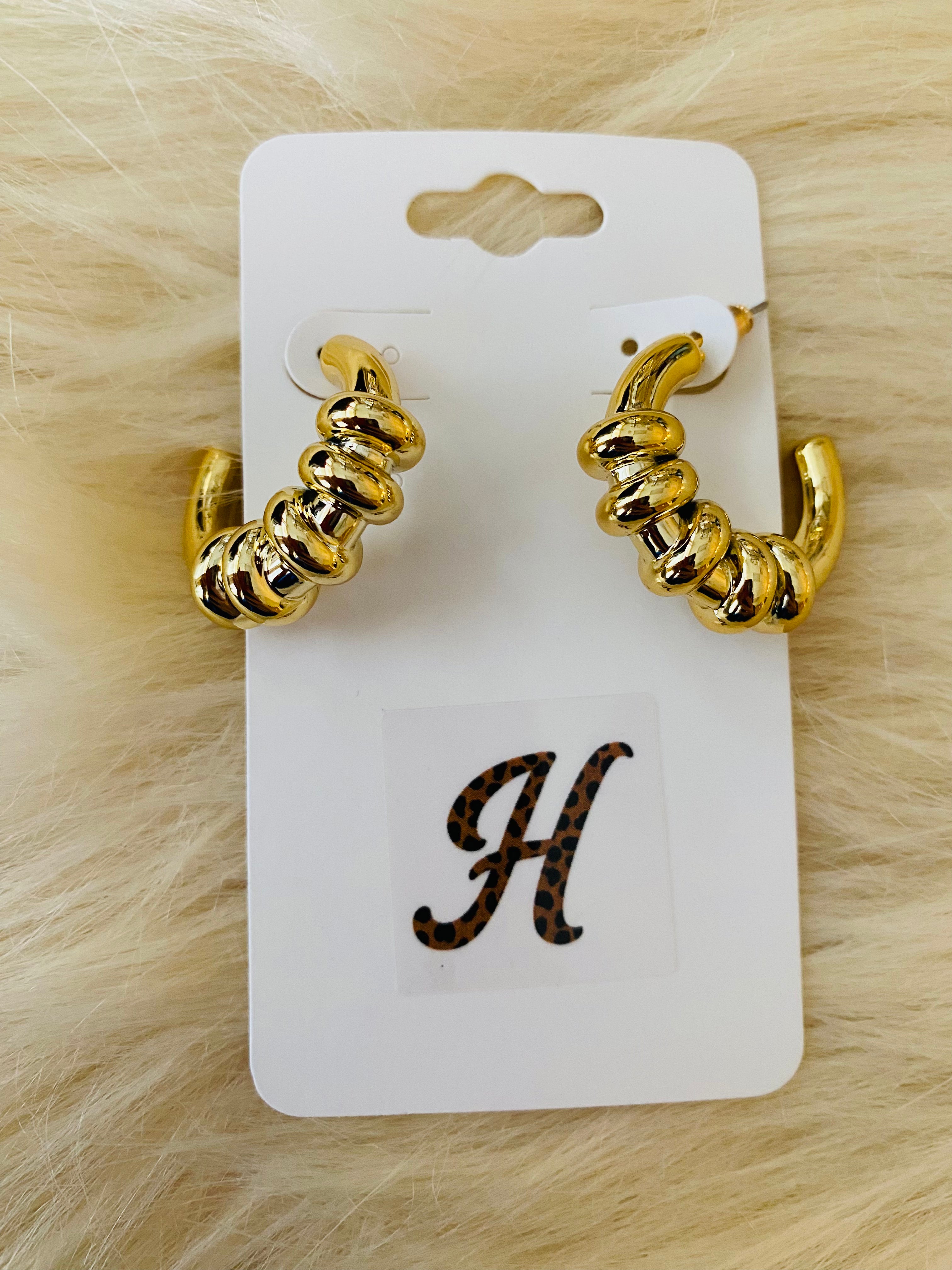Lightweight Gold Ring Earrings