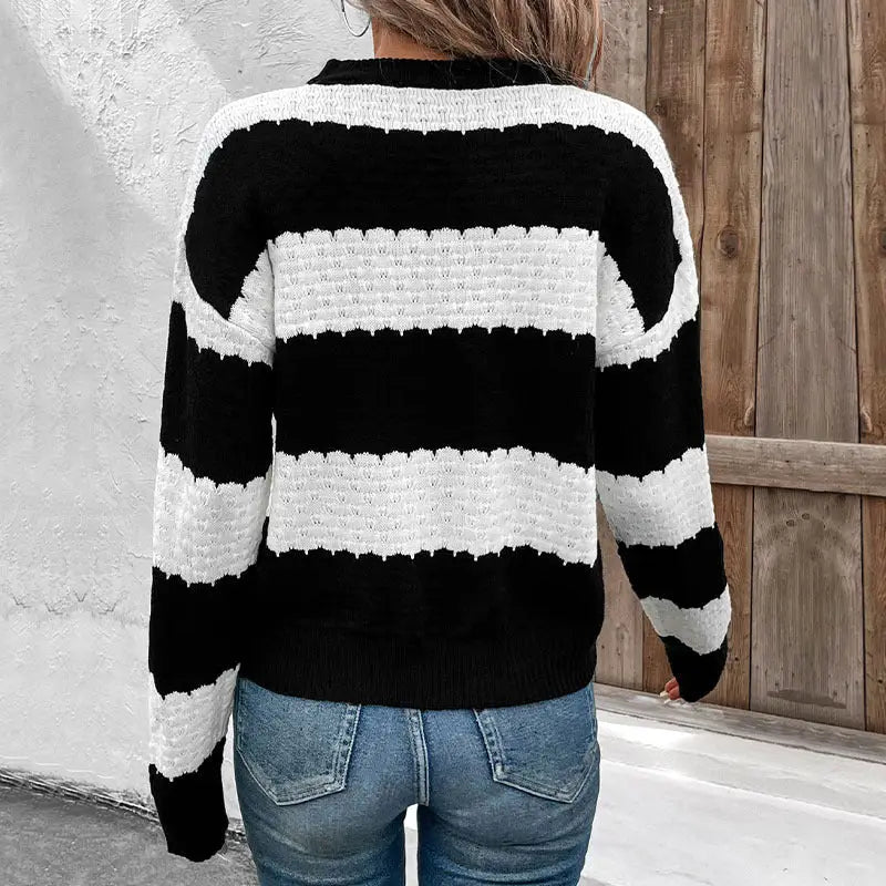 Crew Neck Striped Knit Pullover
